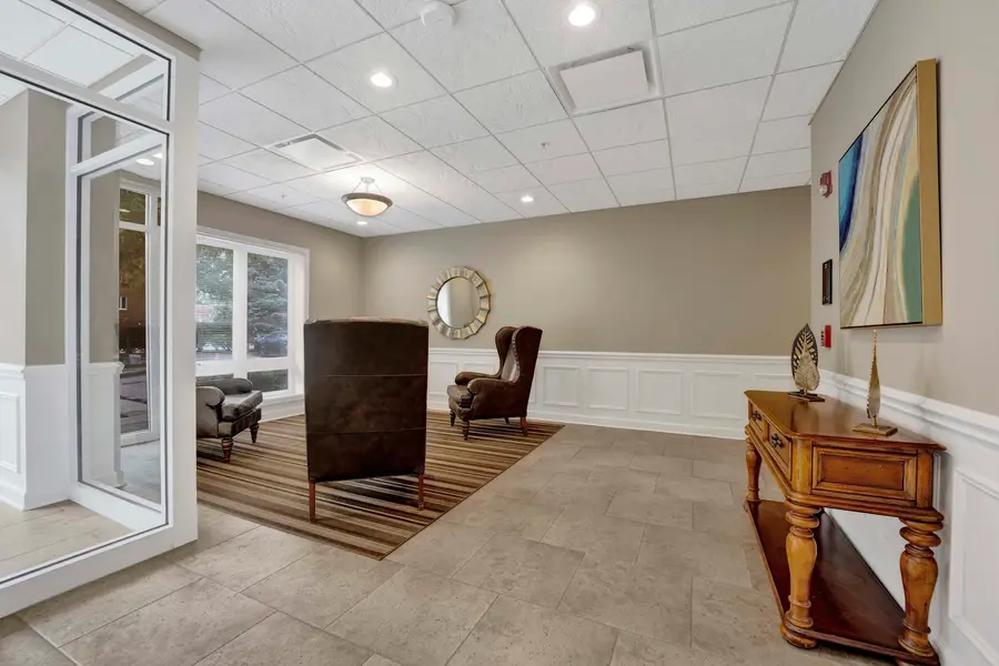 799 Graceland Avenue #504A, Des Plaines, IL 60016 - Image #2