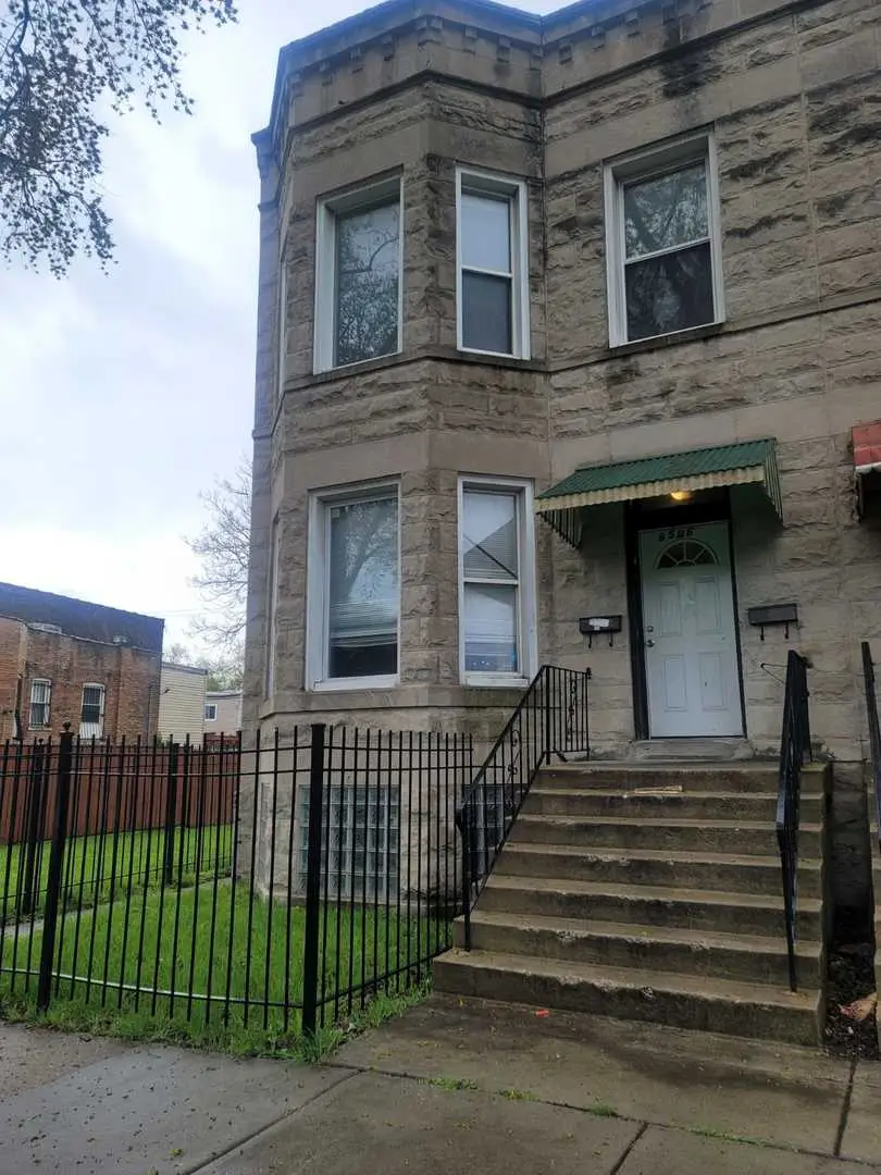 6506 S Eberhart Avenue, Chicago, IL 60637 - Image #2