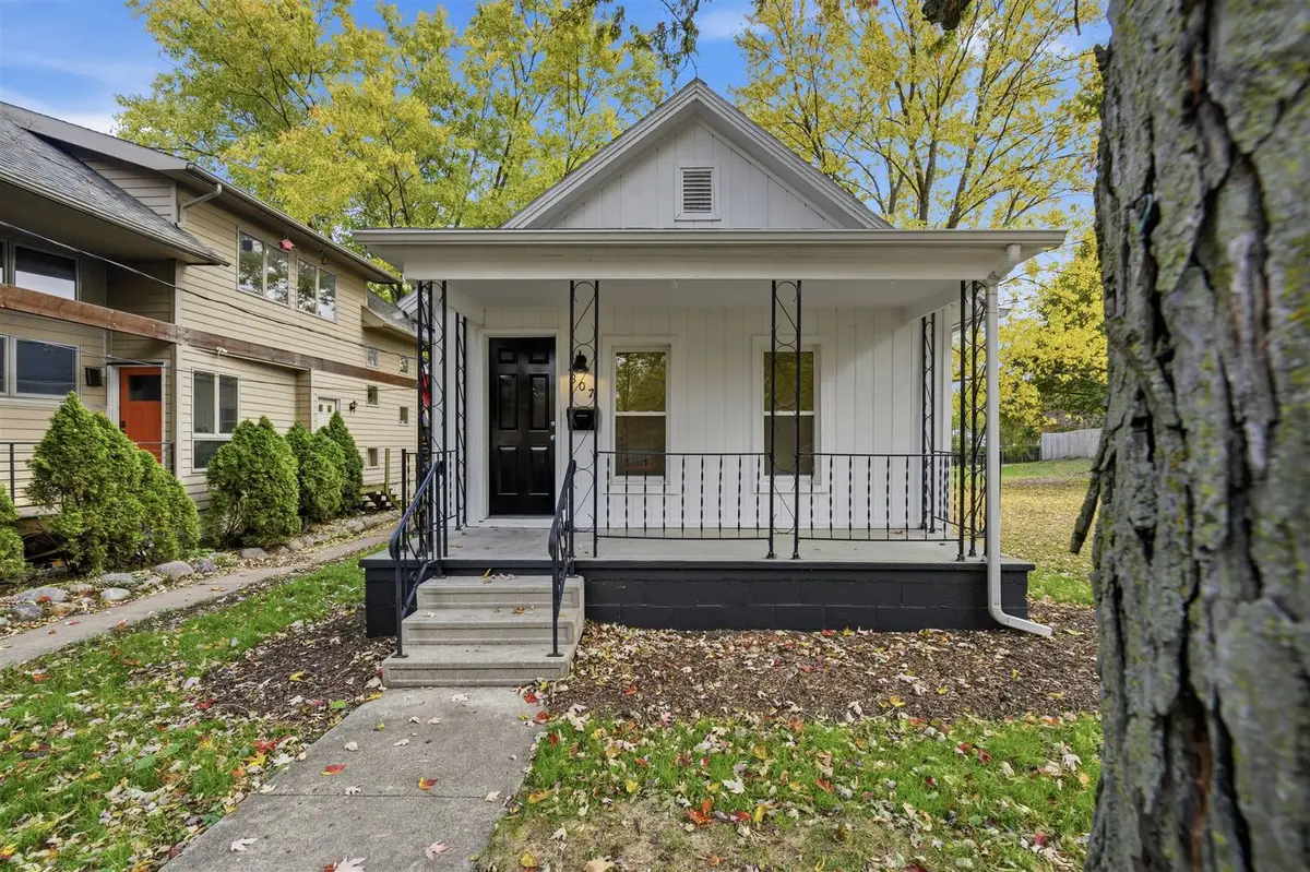 807 N Morris Avenue, Bloomington, IL 61701 - Image #1