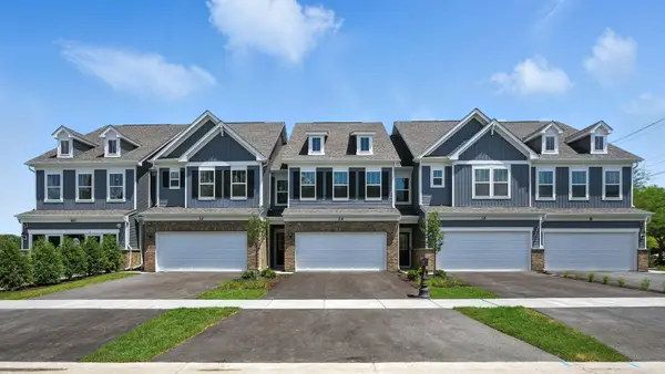 1058 Houston Street #74003, Batavia, IL 60510