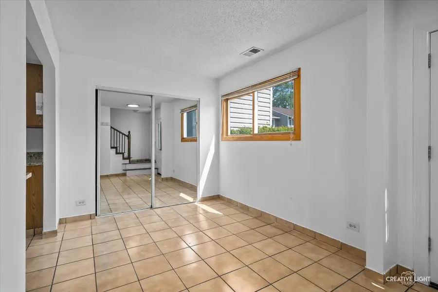 937 Sandpiper Court, Bartlett, IL 60103 - Image #2