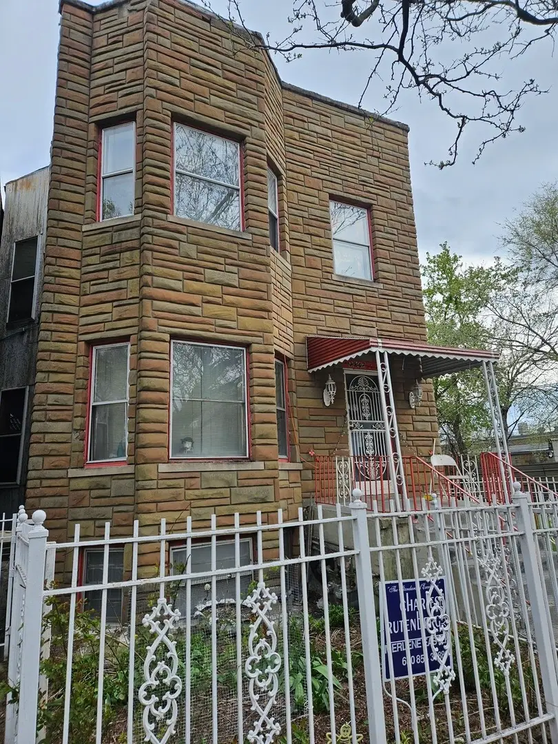 Address Withheld By Seller, Chicago, IL 60624 - Image #1