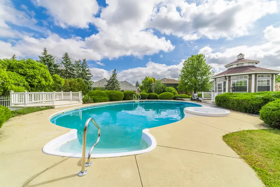 8607 Glenshire Street, Tinley Park, IL 60487 - Image #2