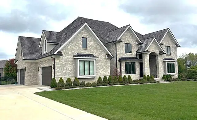 20110 W Old Meadow Trail, Long Grove, IL 60047 - Image #1