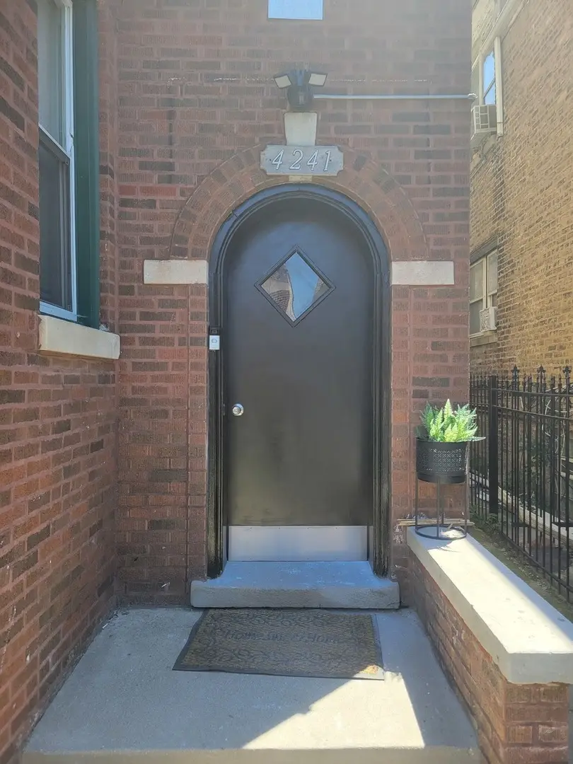 4241 W Crystal Street, Chicago, IL 60651 - Image #3