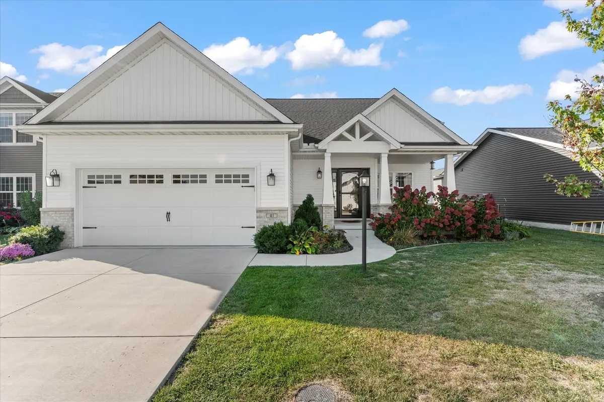 41 Lodge Trail, Monticello, IL 61856 - Image #1