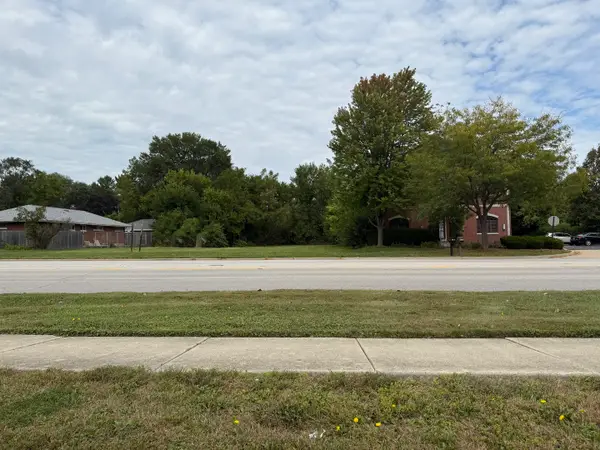 1632 Ogden Avenue, Lisle, IL 60532