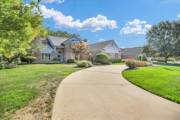 1806 Bentbrook Drive, Champaign, IL 61822