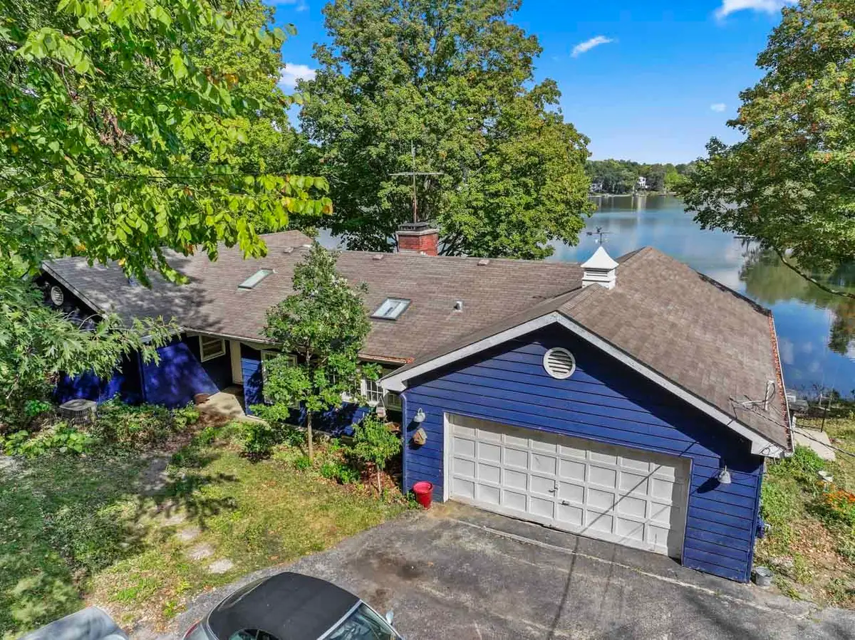 21290 W Sylvan Drive S, Mundelein, IL 60060 - Image #1