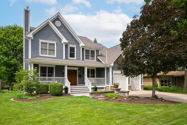 Address Withheld By Seller, Glen Ellyn, IL 60137