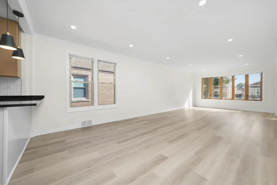 8242 S Albany Avenue, Chicago, IL 60652 - Image #2
