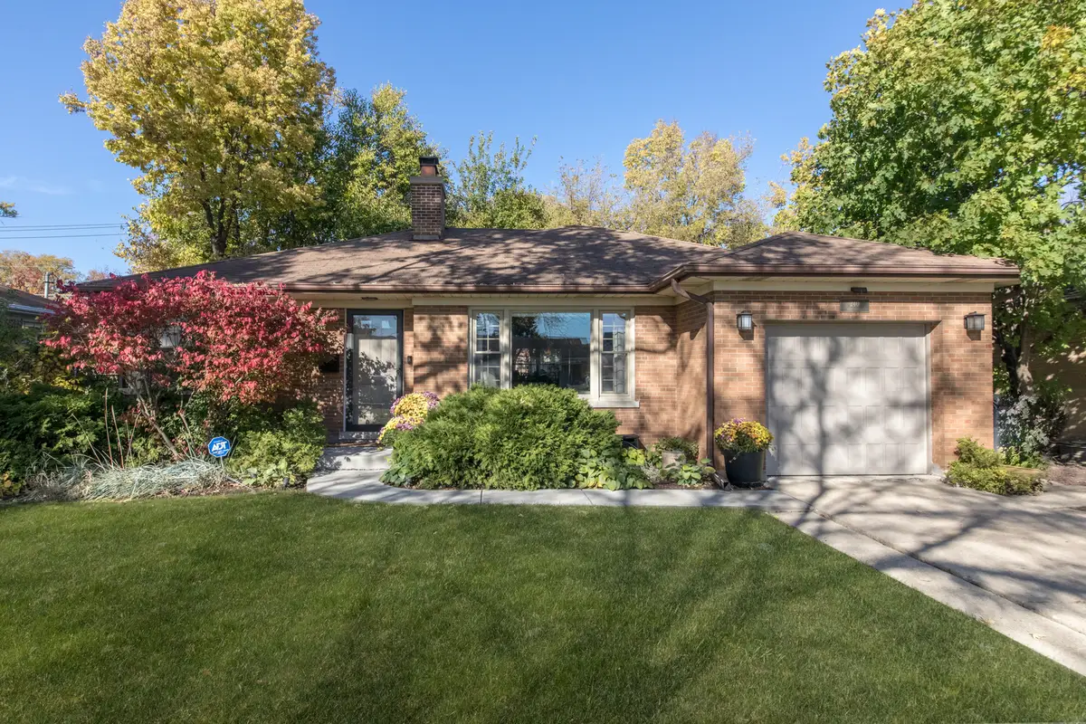 240 E Sibley Street, Park Ridge, IL 60068 - Image #1