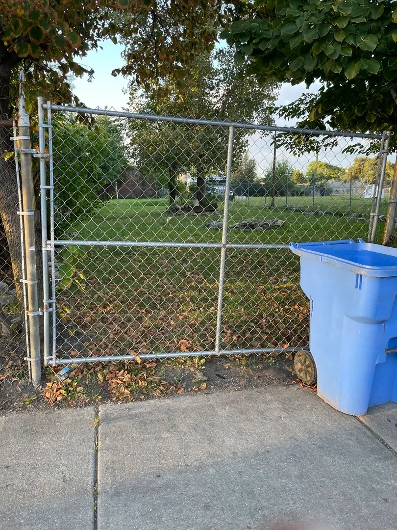 2425 W Roosevelt Road, Chicago, IL 60608 - Image #1