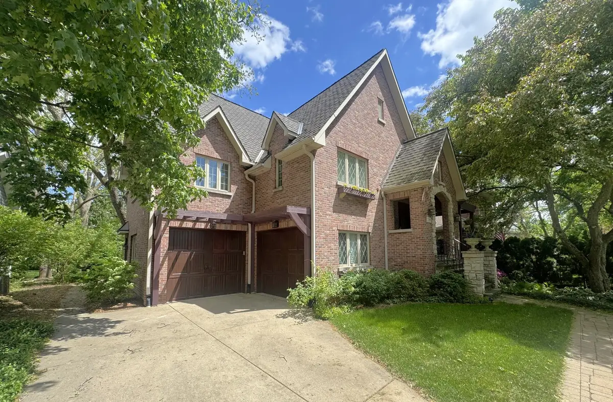 709 Prospect Avenue, Barrington, IL 60010 - Image #1