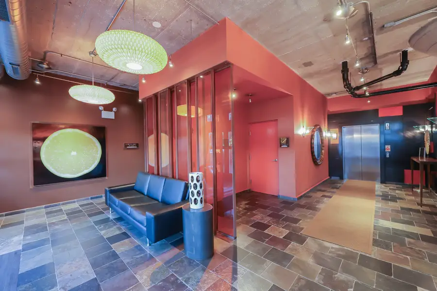 1033 W 14th Place #241, Chicago, IL 60608 - Image #2