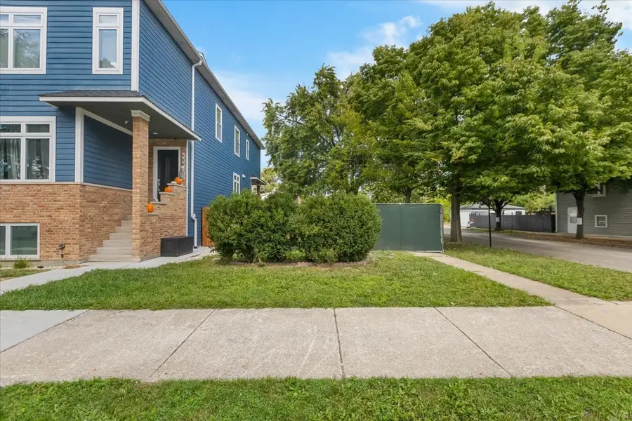 5000 W Argyle Street, Chicago, IL 60630 - Image #2