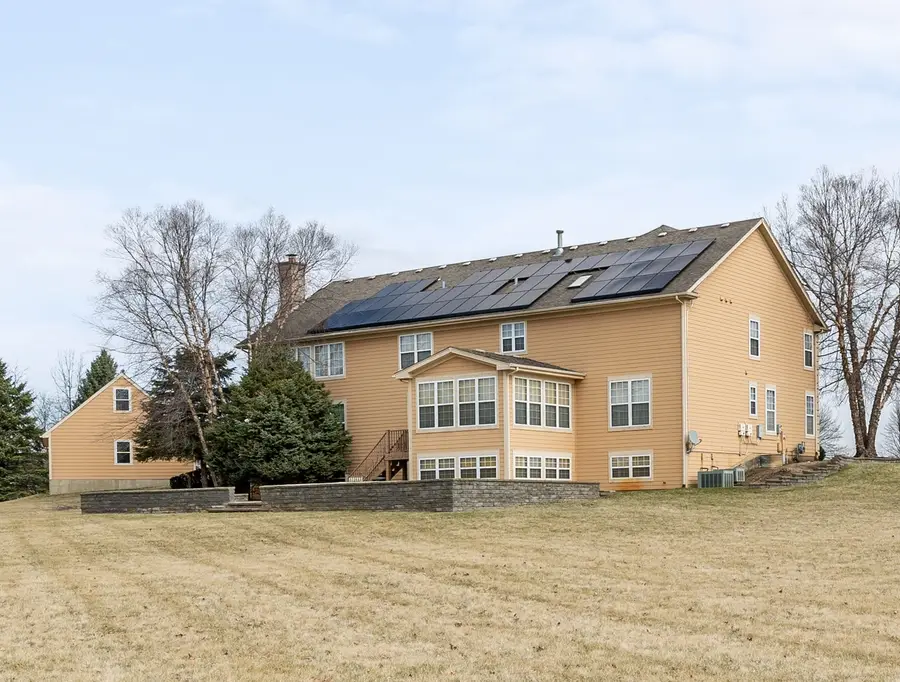 809 Magnuson Court, Barrington, IL 60010 - Image #2