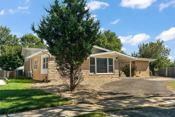 18849 Jamie Court, Homewood, IL 60430