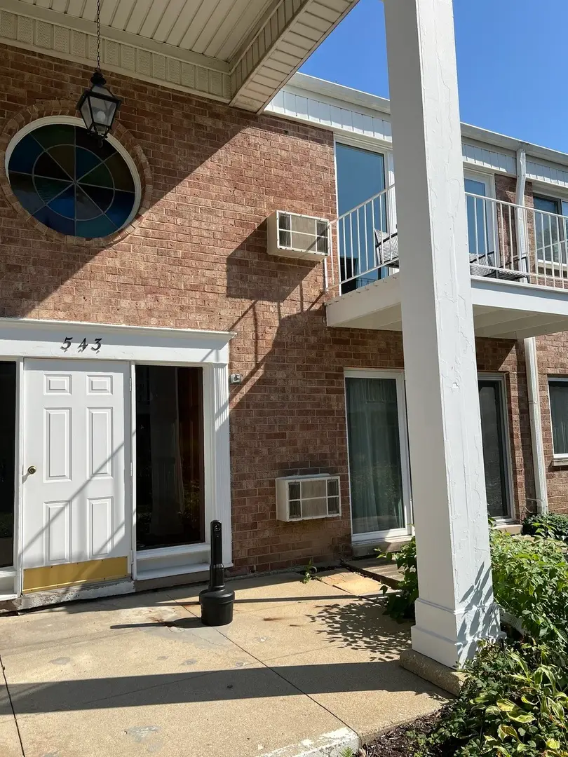 543 Burlington Avenue #112E, Downers Grove, IL 60515 - Image #2