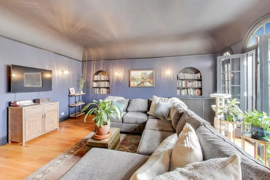 7453 N Hoyne Avenue #3S, Chicago, IL 60645 - #3