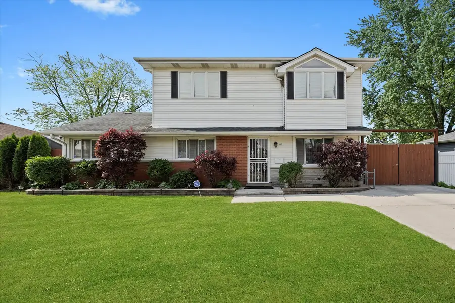 6315 W 83rd Place, Burbank, IL 60459 - Image #2