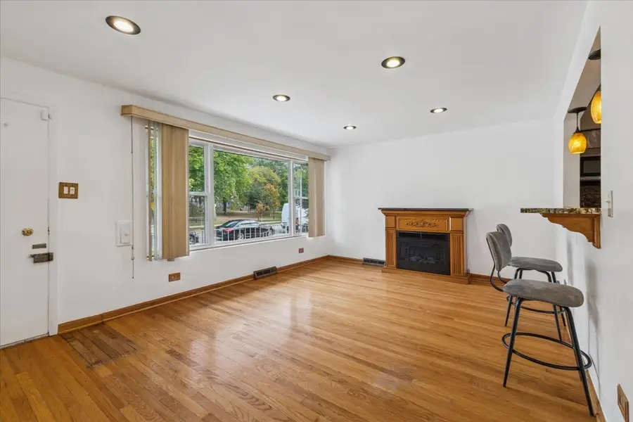 521 E 91st Street, Chicago, IL 60619 - Image #2