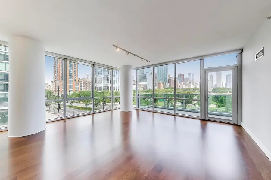 1201 S Prairie Avenue #401, Chicago, IL 60605 - Image #2