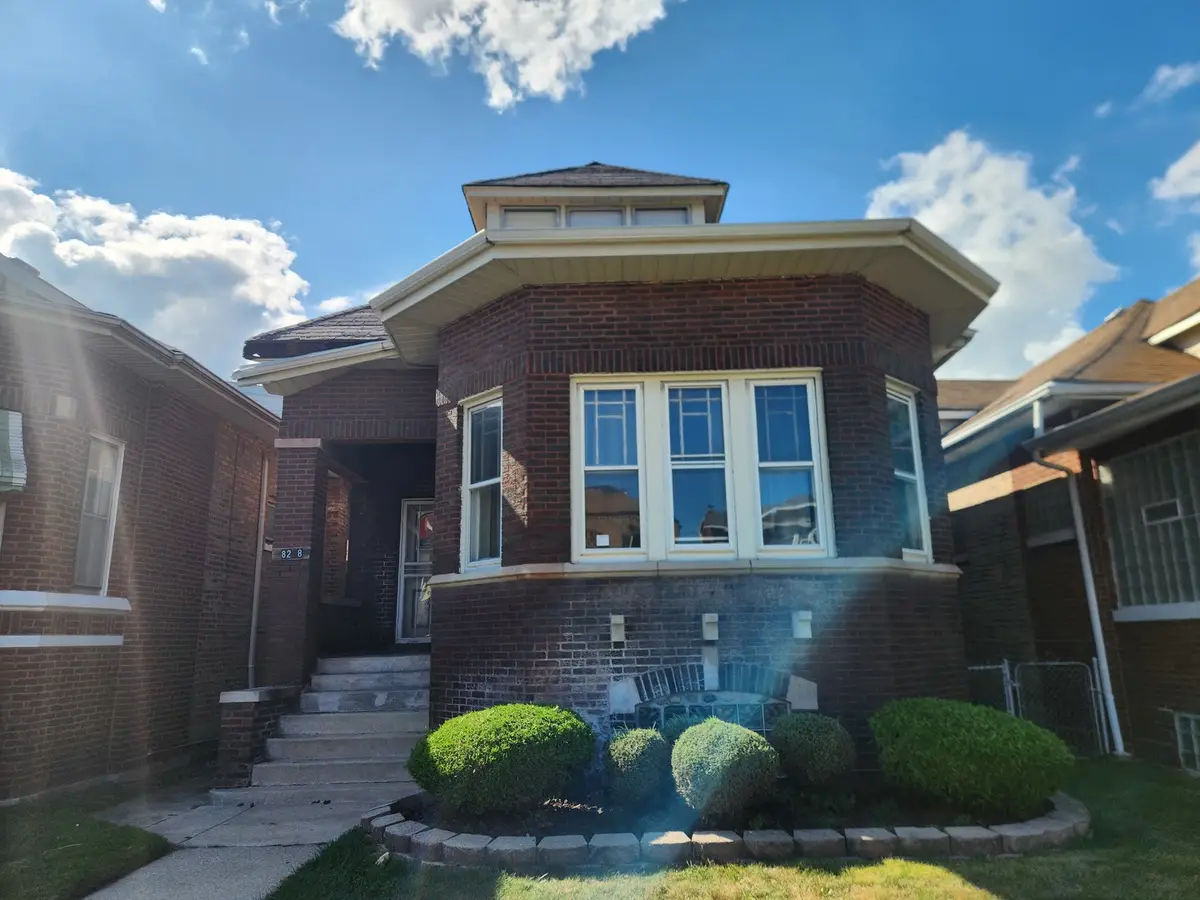 8228 S Saint Lawrence Avenue, Chicago, IL 60619 - Image #1