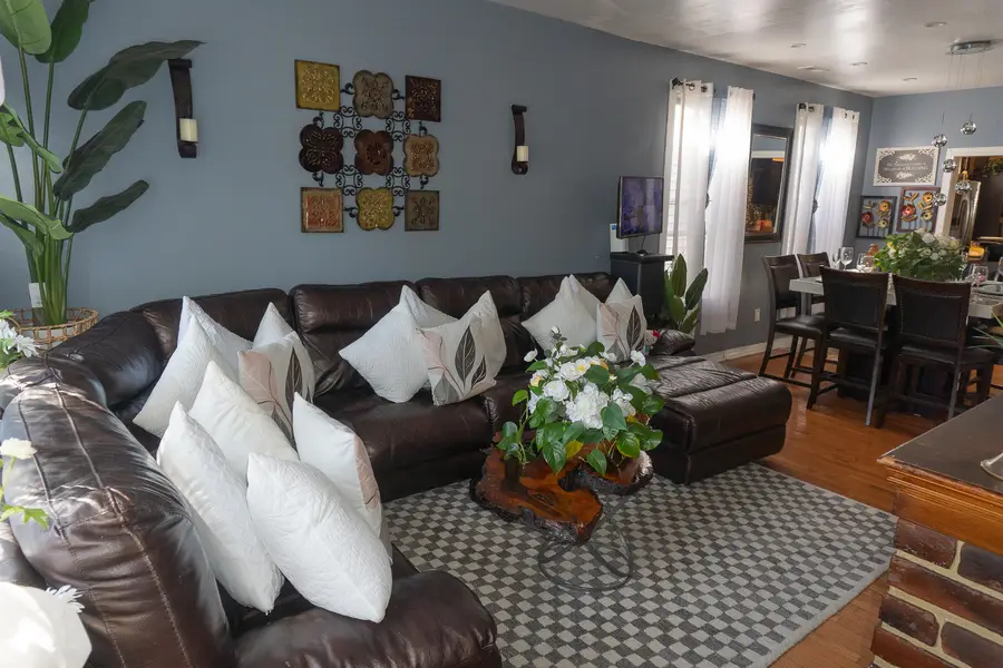 3750 S Rockwell Street, Chicago, IL 60632 - Image #2