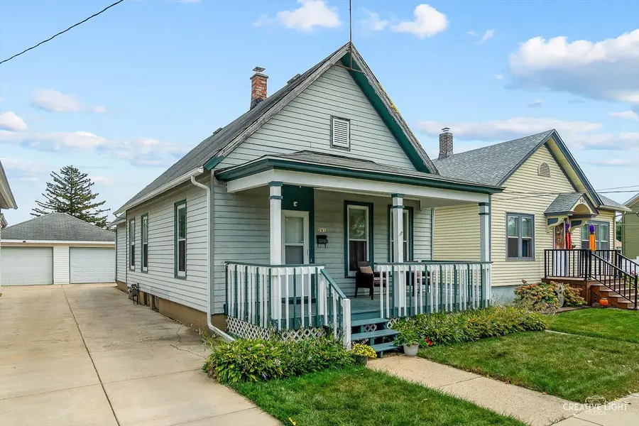 261 Perry Street, Elgin, IL 60123 - Image #2