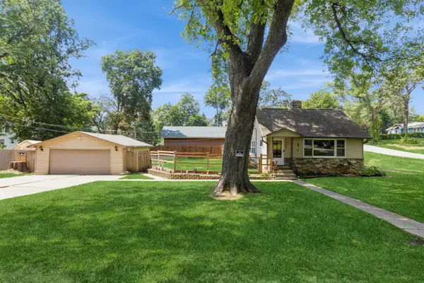 7701 Cedar Road, Wonder Lake, IL 60097