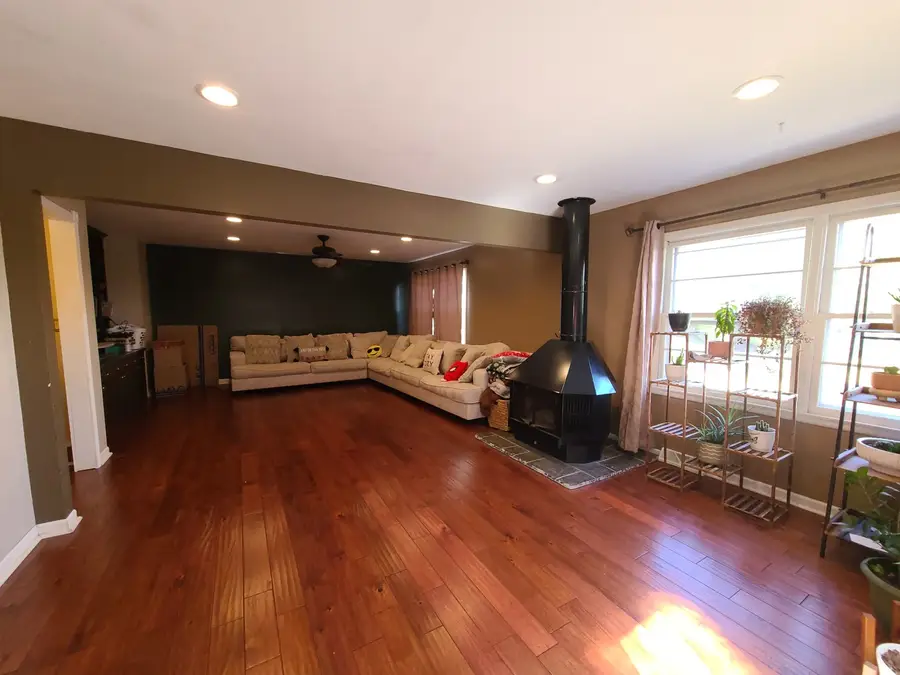 635 2nd Avenue, Dixon, IL 61021 - Image #3