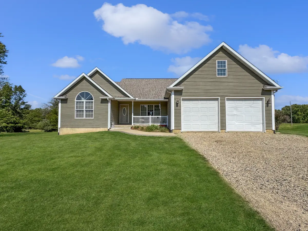1063 Deervalley Drive, Varna, IL 61375 - Image #1