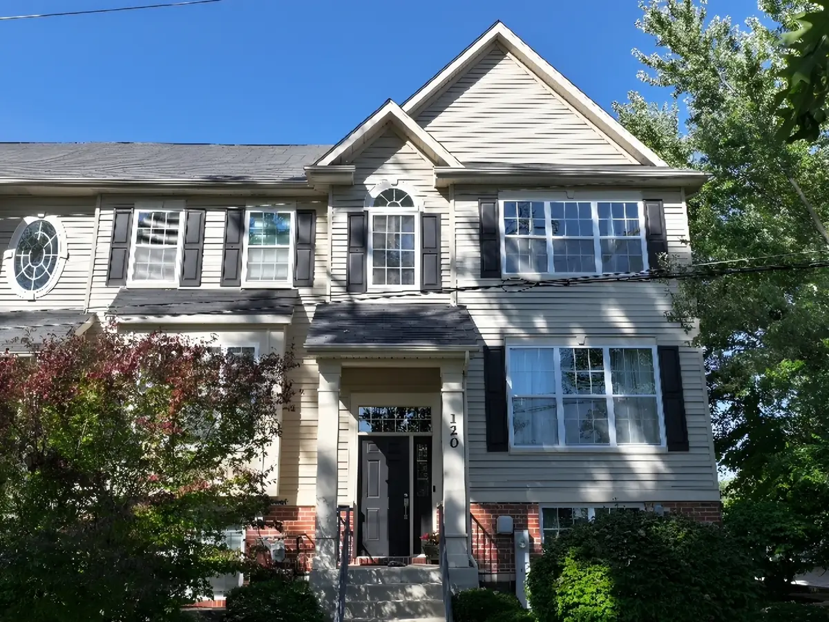 120 Melrose Court, South Elgin, IL 60177 - Image #1