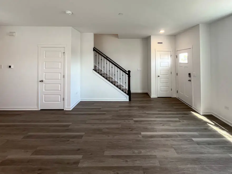 2270 Barbera Drive, Oswego, IL 60543 - Image #3