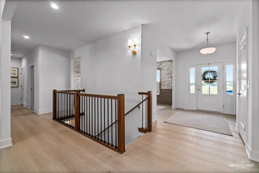 851 Claridge Drive, Oswego, IL 60543 - Image #3