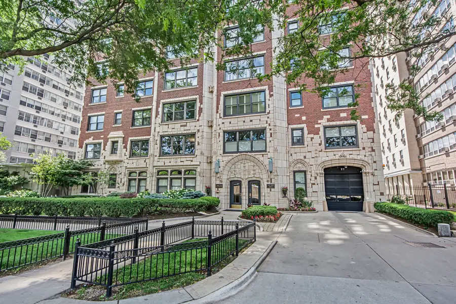 3920 N Lake Shore Drive #3S, Chicago, IL 60613 - Image #2