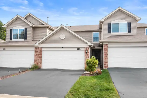 7103 Hidden Green Circle, Fox Lake, IL 60020