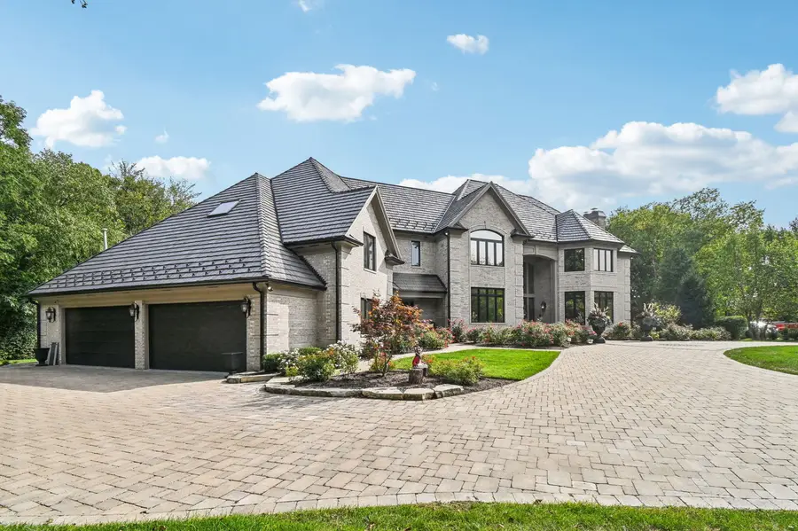 3001 Glen Eagles Court, Saint Charles, IL 60174 - Image #2