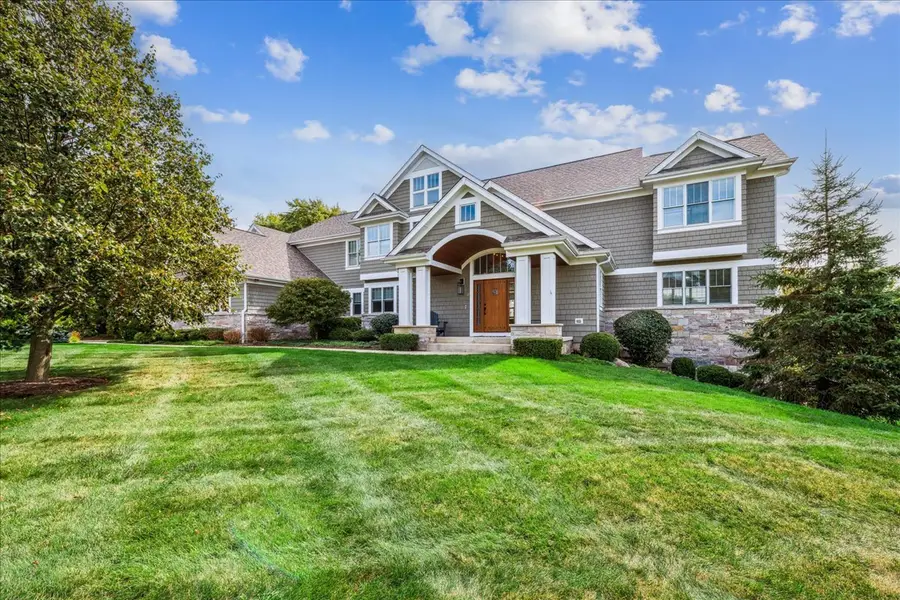 25999 W Sunset Road, Barrington, IL 60010 - #2