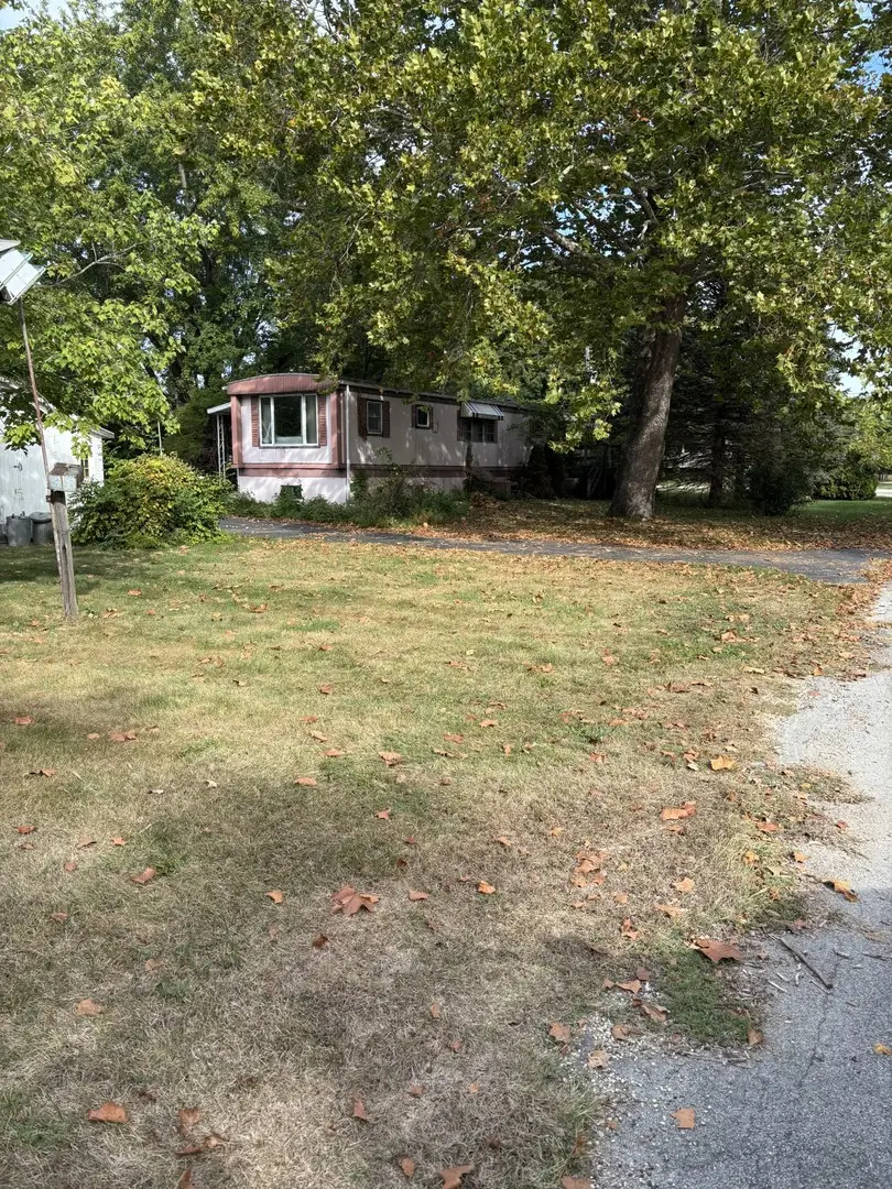 432 Main Street E, Tiskilwa, IL 61368 - #1