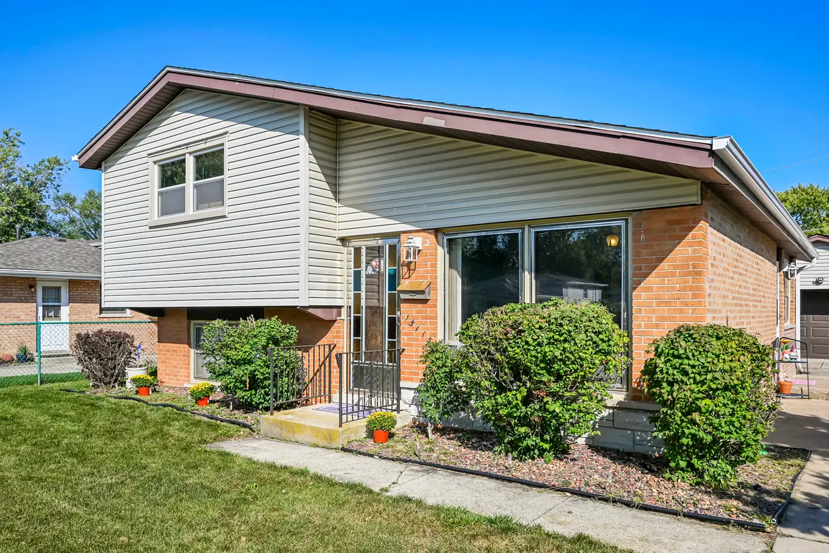 15115 Springfield Avenue, Midlothian, IL 60445 - Image #1