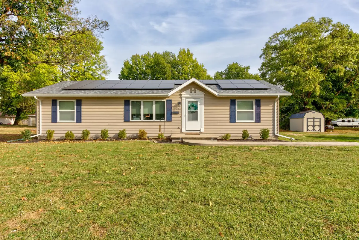 408 E Barker Street, Tuscola, IL 61953 - #1