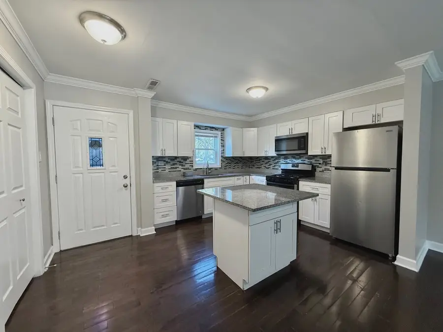 2045 Downey Road, Homewood, IL 60430 - Image #2