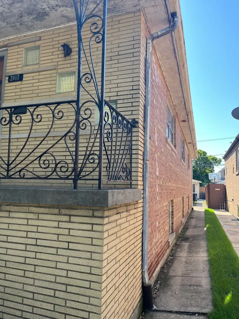 3907 W Marquette Road, Chicago, IL 60629 - Image #3