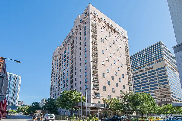 345 N Canal Street #404, Chicago, IL 60606 - Image #1