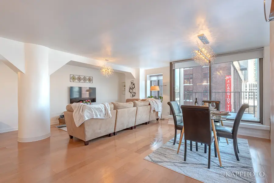345 N Canal Street #404, Chicago, IL 60606 - Image #3