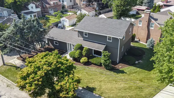 8600 E Prairie Road, Skokie, IL 60076