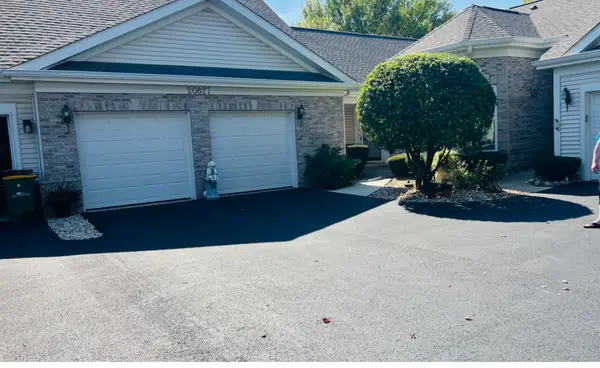 20827 W Honeysuckle Court W, Plainfield, IL 60544