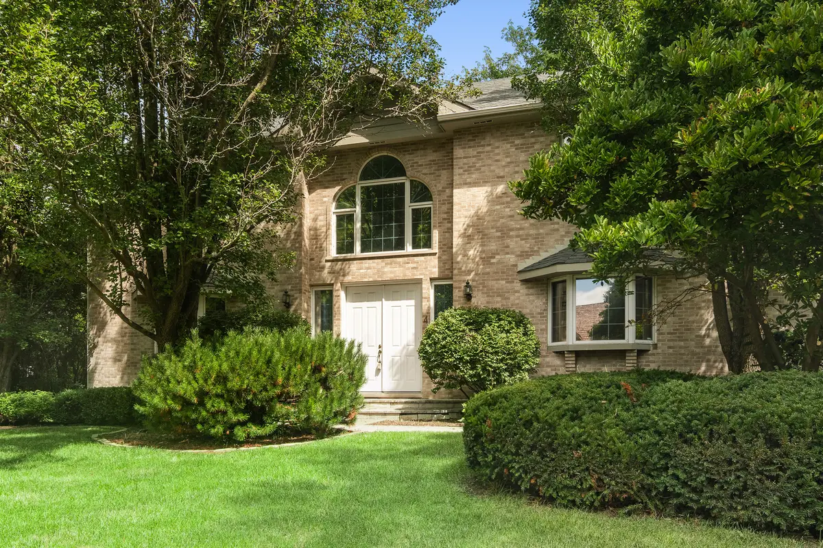 4 Mulberry Drive, Hawthorn Woods, IL 60047 - Image #1